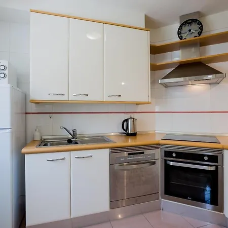 Superior Del Duque Ocean View 2 Bedroom Daire *