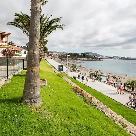 Superior Del Duque Ocean View 2 Bedroom アパート *